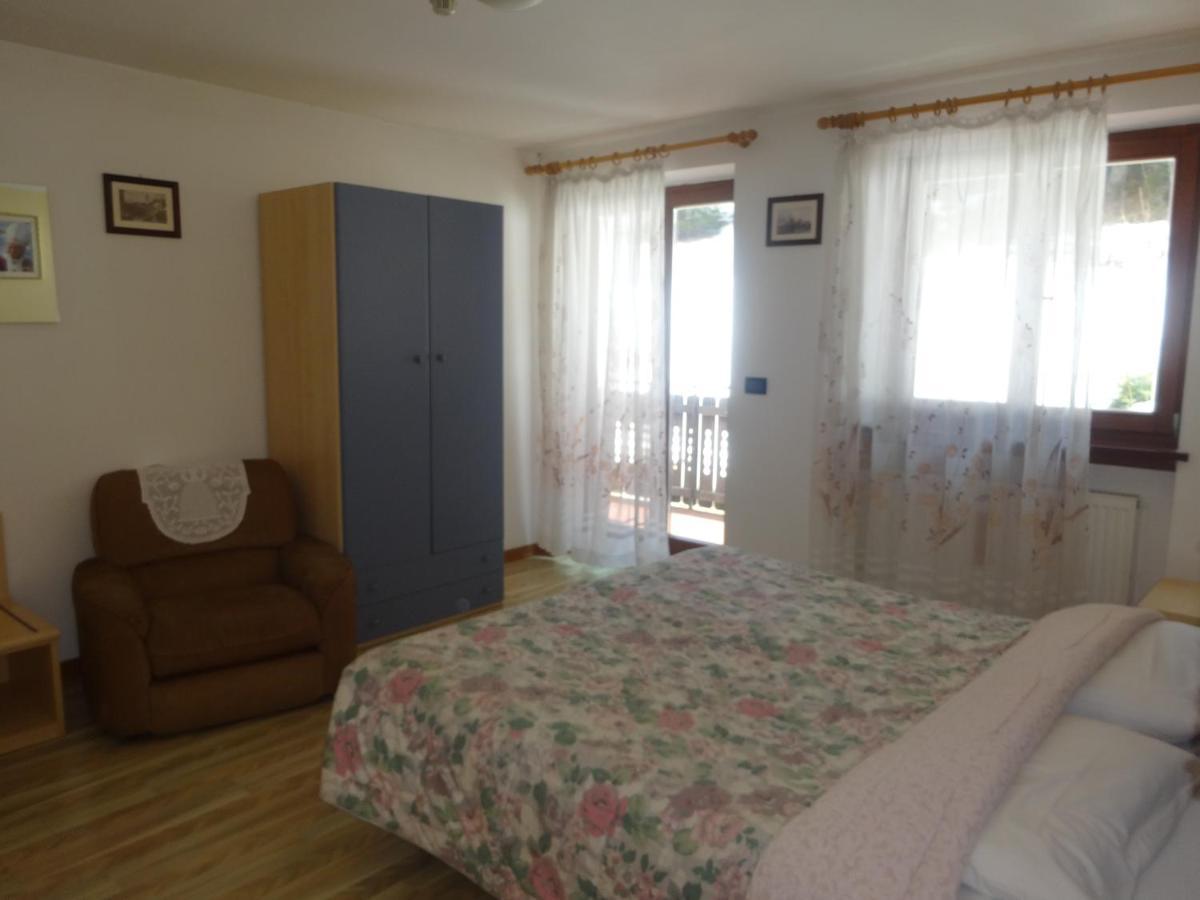 Hotel Genzianella Presenaio ภายนอก รูปภาพ